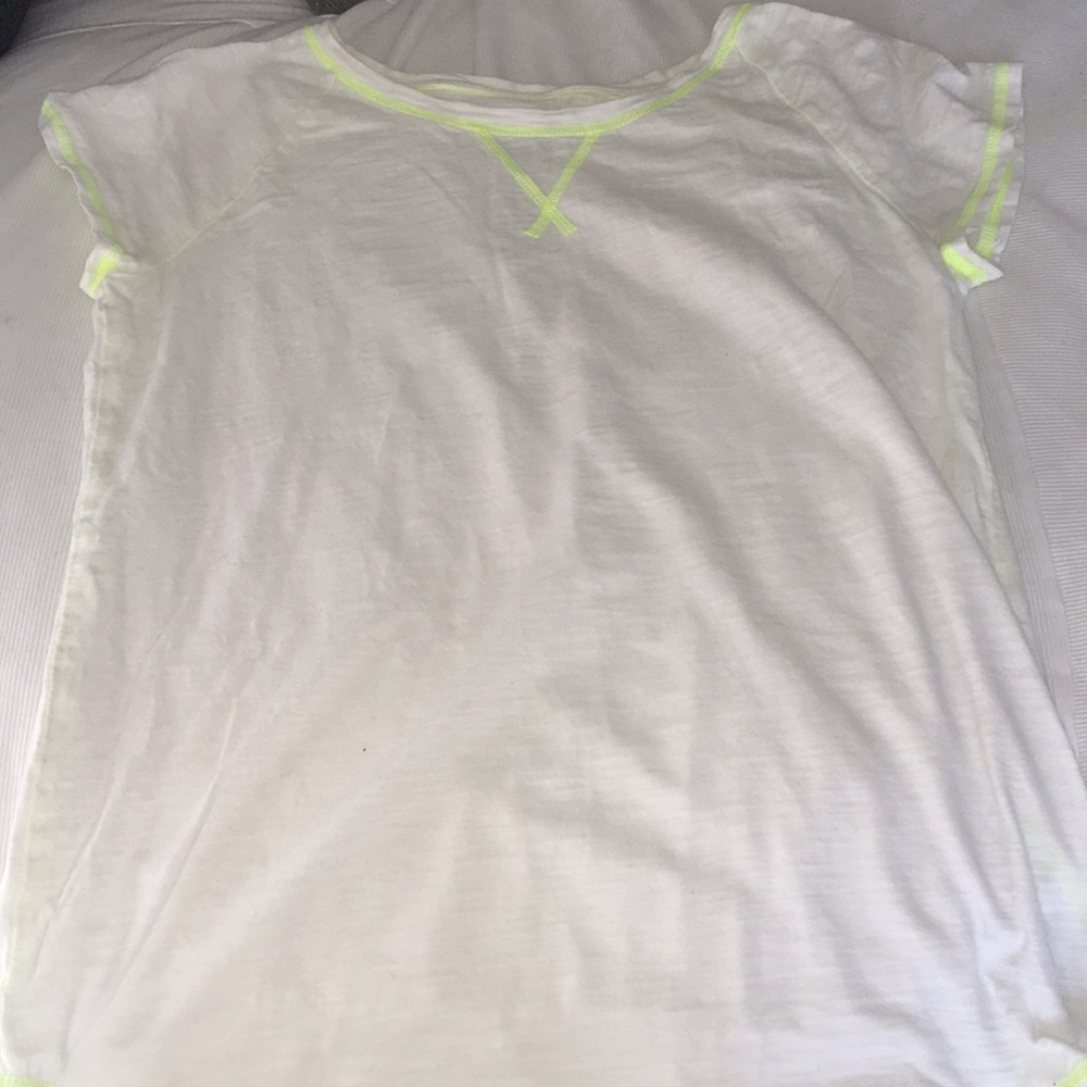 Old Navy White T Shirt